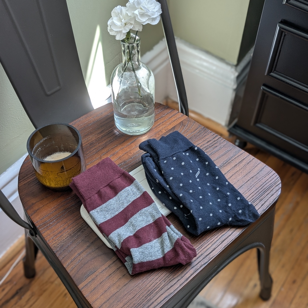Daniel Hechter Burgundy and Black Sock Duo